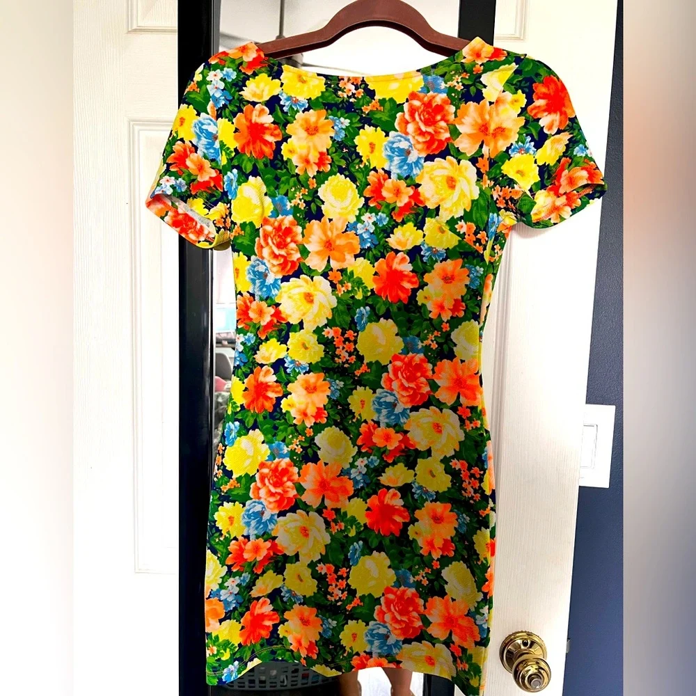 Cocktail Flower Dress - Picture 2 of 4